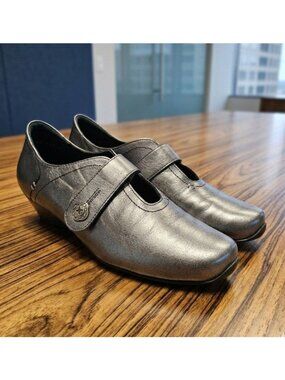 Ziera Leather Pewter/Gray Metallic Mary Jane Comfort Shoe Women US 9.5 /EUR 40